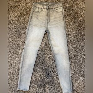 Old Navy Light Gray Women's Skinny Jeans